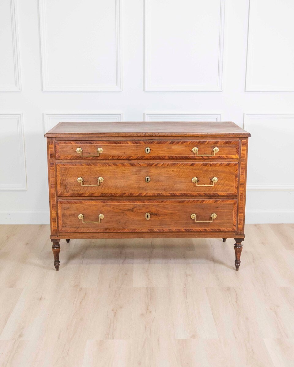 Italian Louis XVI Period Chest Of Drawers - JAA