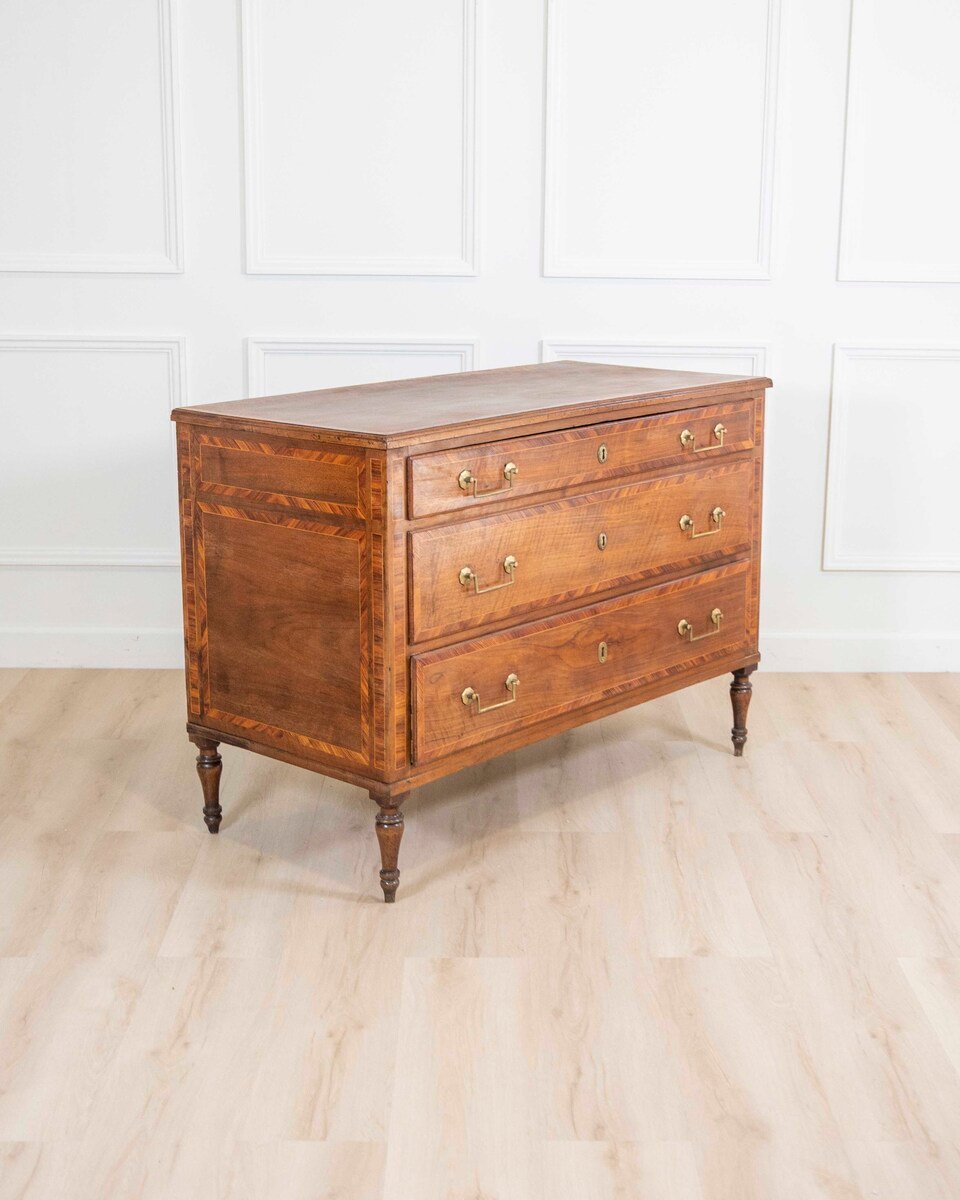 Italian Louis XVI Period Chest Of Drawers - JAA