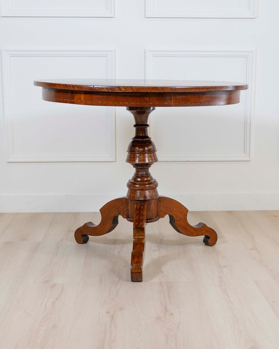 Italian Early 19th Century Round Inlaid Table - JAA