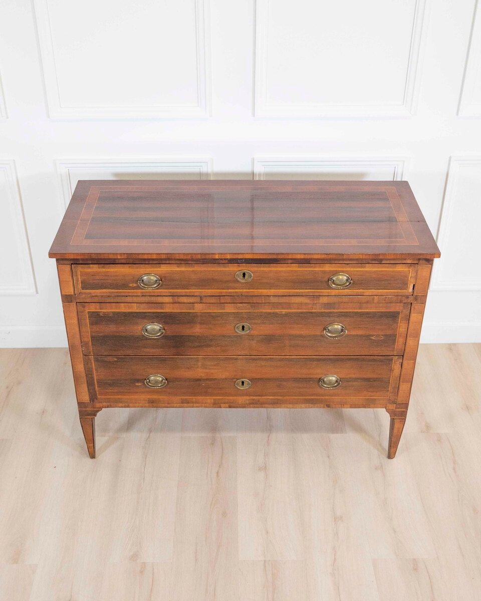 Italian Late 18th–Early 19th Century Rosewood and Amaranth Chest of Drawers - JAA