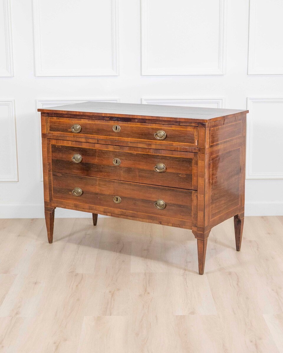 Italian Late 18th–Early 19th Century Rosewood and Amaranth Chest of Drawers - JAA