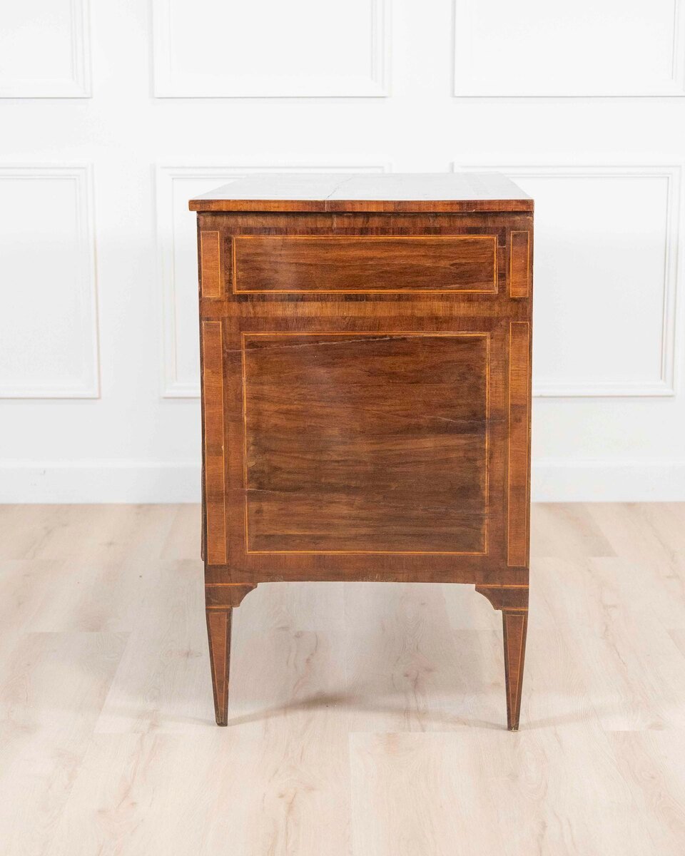 Italian Late 18th–Early 19th Century Rosewood and Amaranth Chest of Drawers - JAA