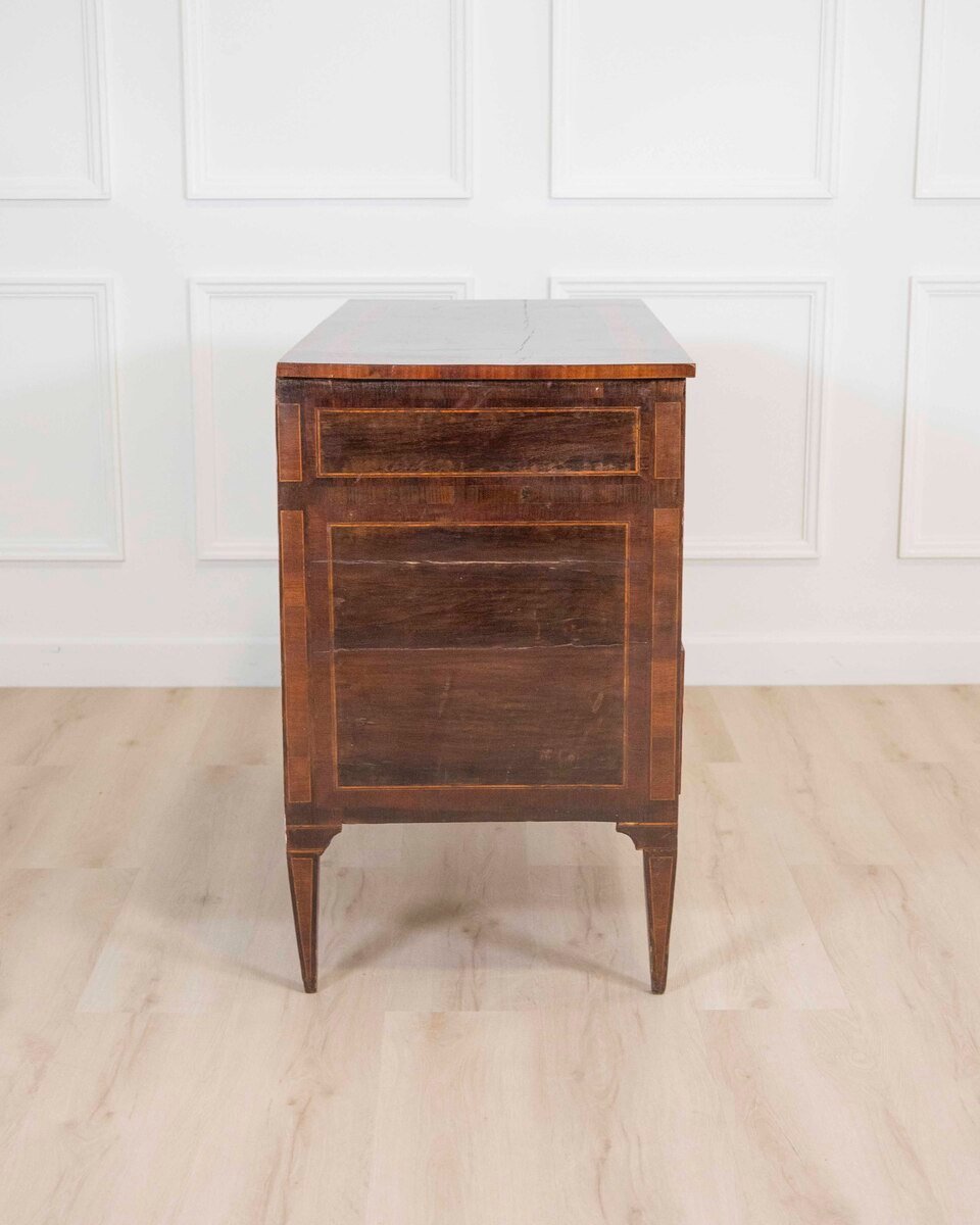 Italian Late 18th–Early 19th Century Rosewood and Amaranth Chest of Drawers - JAA