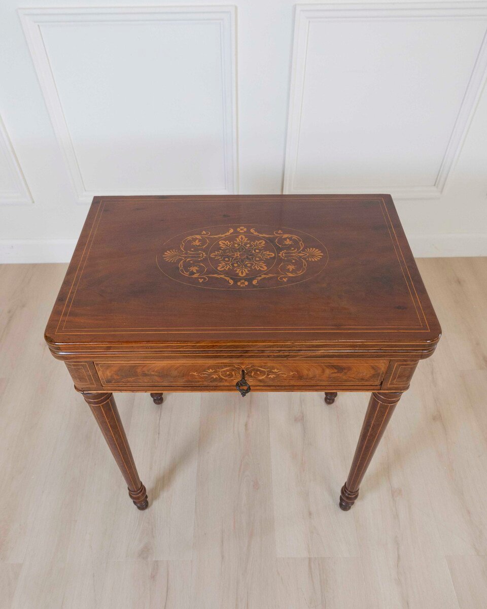 Charles X 1820 maple and mahogany inlaid game table - JAA