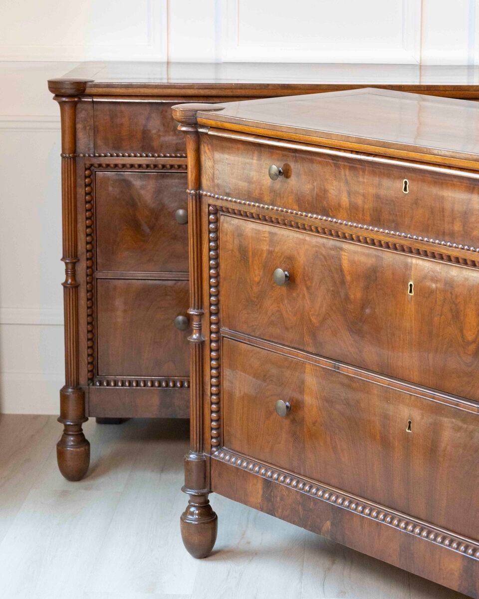 Pair of Carlo Decimo chests of drawers in veneered walnut wood Circa 1830 - JAA