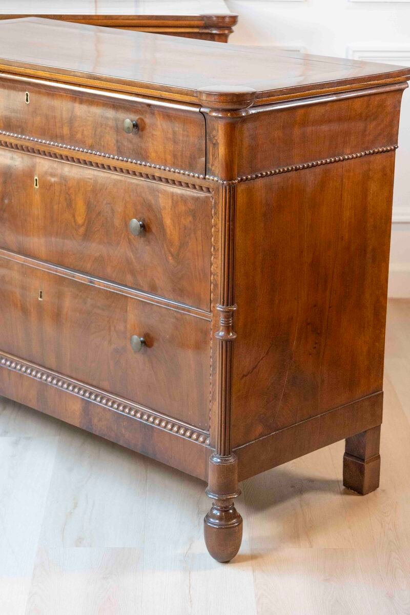 Pair of Carlo Decimo chests of drawers in veneered walnut wood Circa 1830 - JAA