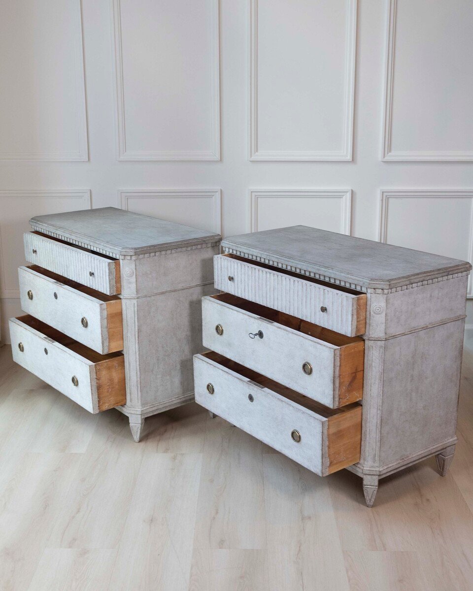 Pair of Swedish 19th Century Gustavian Style Chests of Drawers - JAA