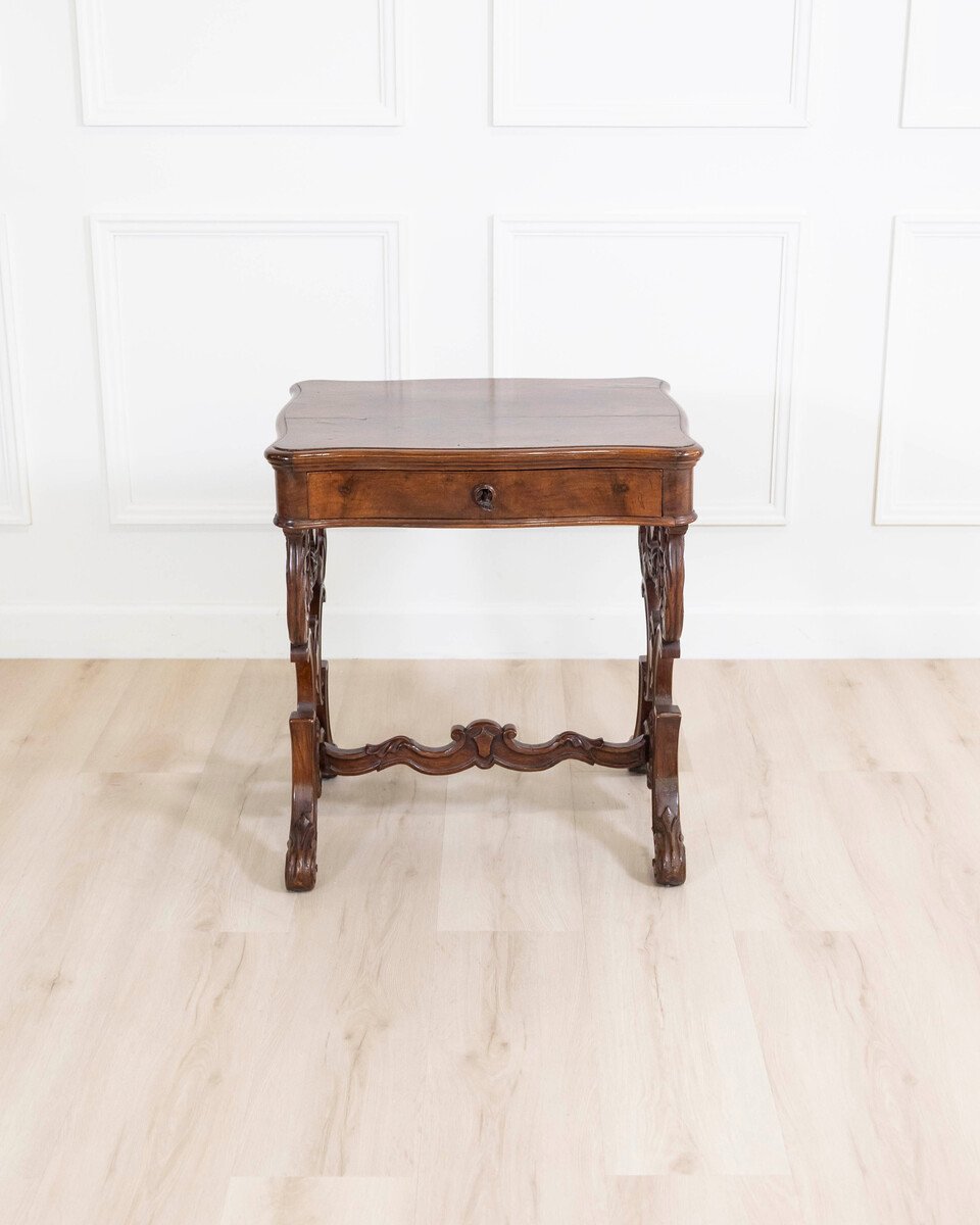 Work Table In Walnut From 1860 With Cherry Inlays Luigi Filippo - JAA