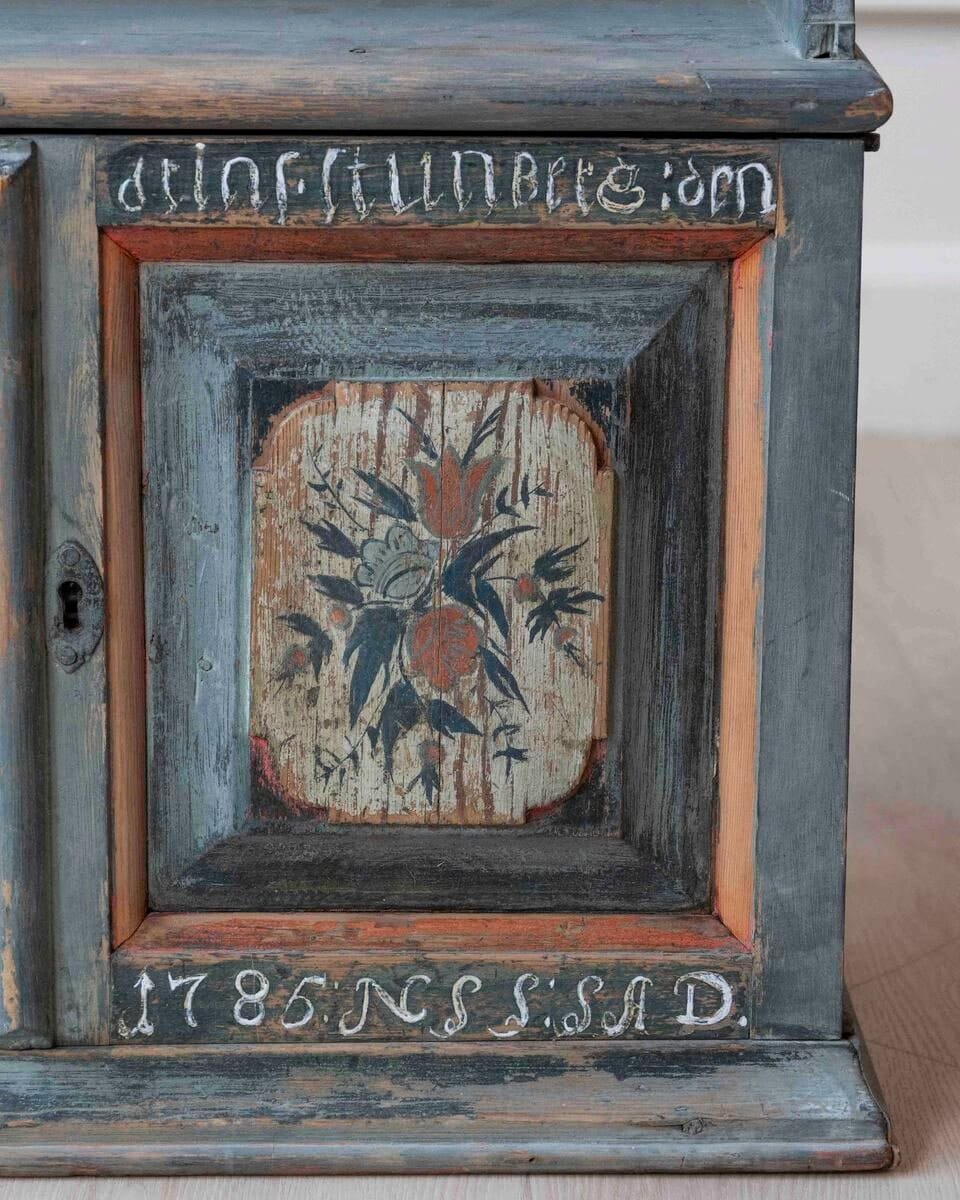 18th Century Swedish Gustavian Hanging Cupboard - JAA