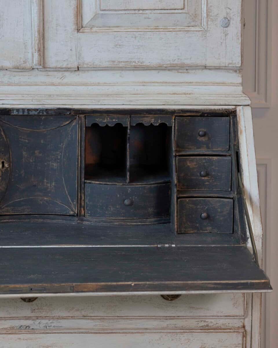 Writing cupboard from around 1800 hundered in pine, Sweden - JAA
