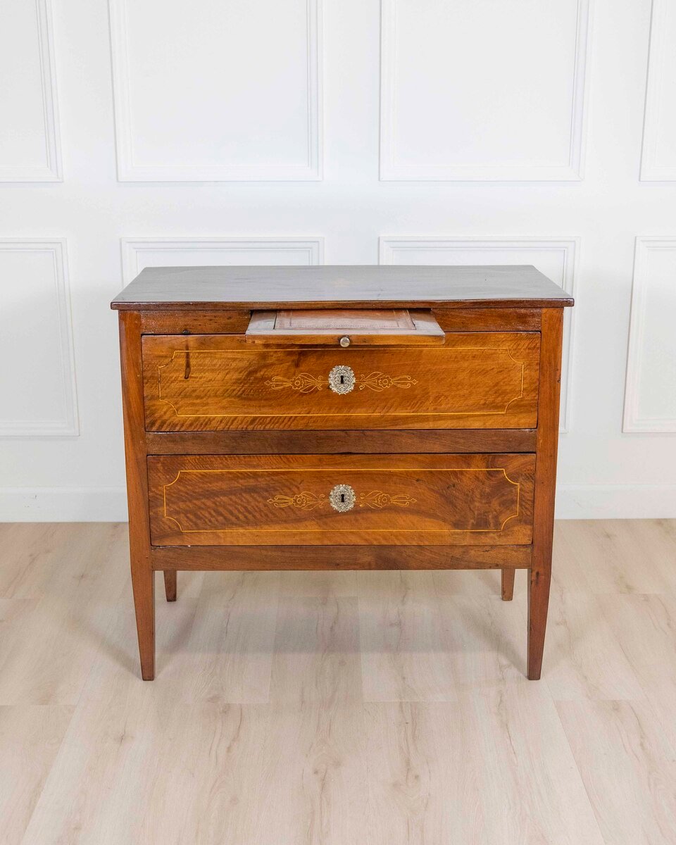 Italian 18th Century Louis XVI Walnut and Marquetry Chest of Drawers - JAA