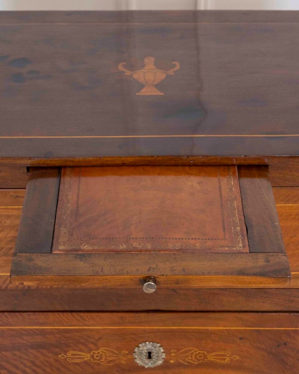 Italian 18th Century Louis XVI Walnut and Marquetry Chest of Drawers - JAA