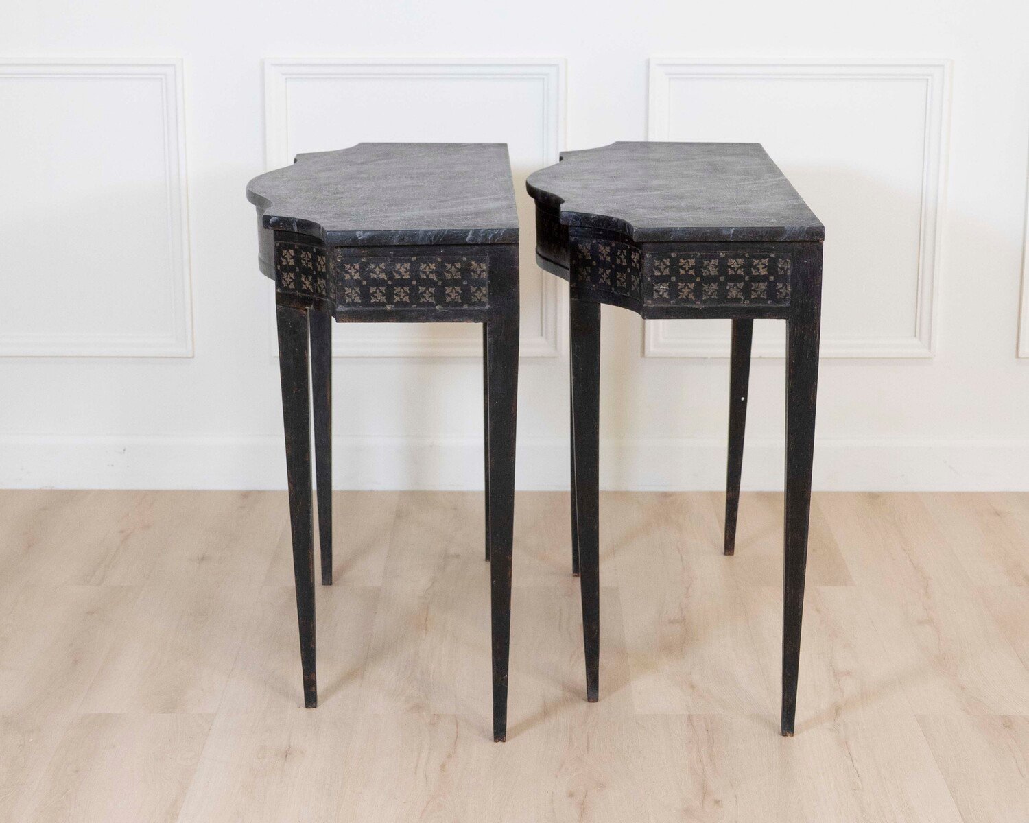 Pair of Italian Neoclassical Painted Console Tables, Late 19th Century - JAA