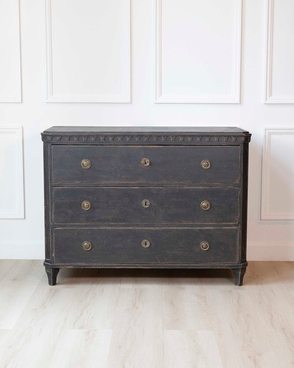 ON HOLD - Swedish Black-Painted Pine Chest of Drawers, 19th Century - JAA