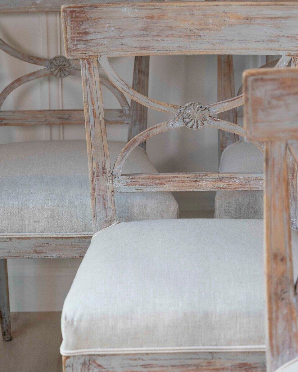 ON HOLD - Set of Six Swedish Neoclassical Dining Chairs with Curule Backrests, 19th Century - JAA
