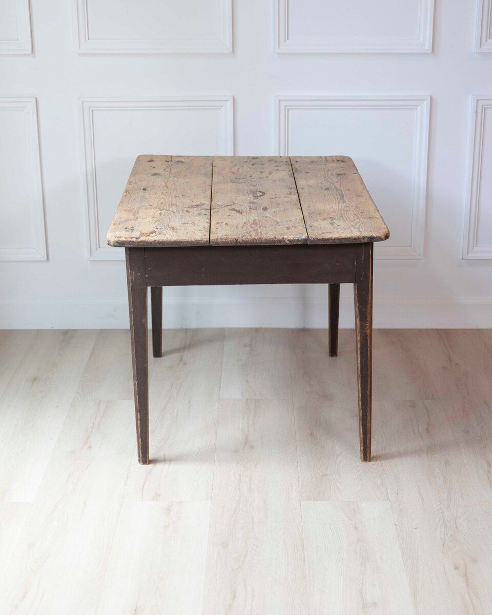 Swedish Country Pine Table with Drawer, circa 1840 - JAA