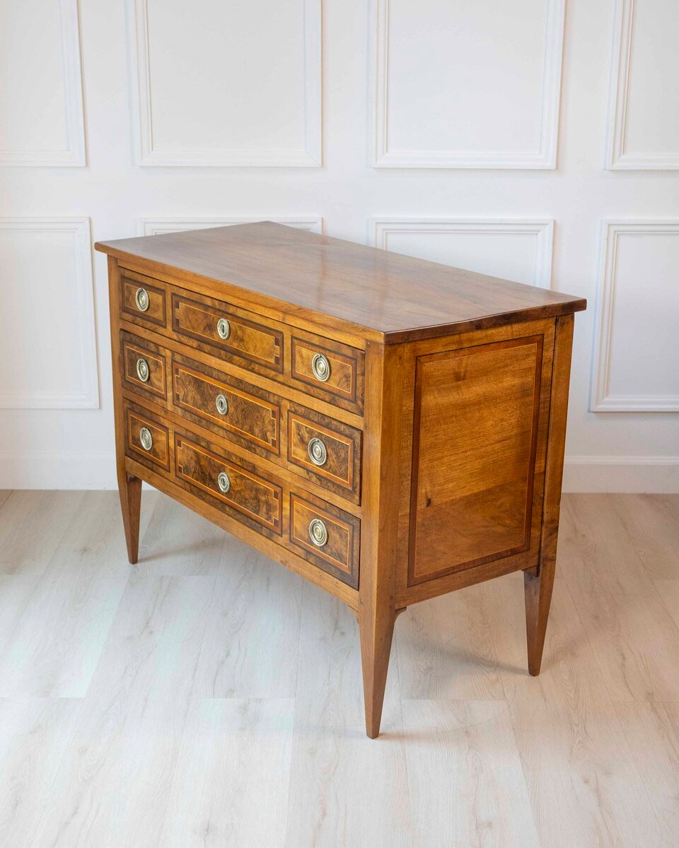 ON HOLD - Louis XVI Chest of Drawers in Walnut - JAA