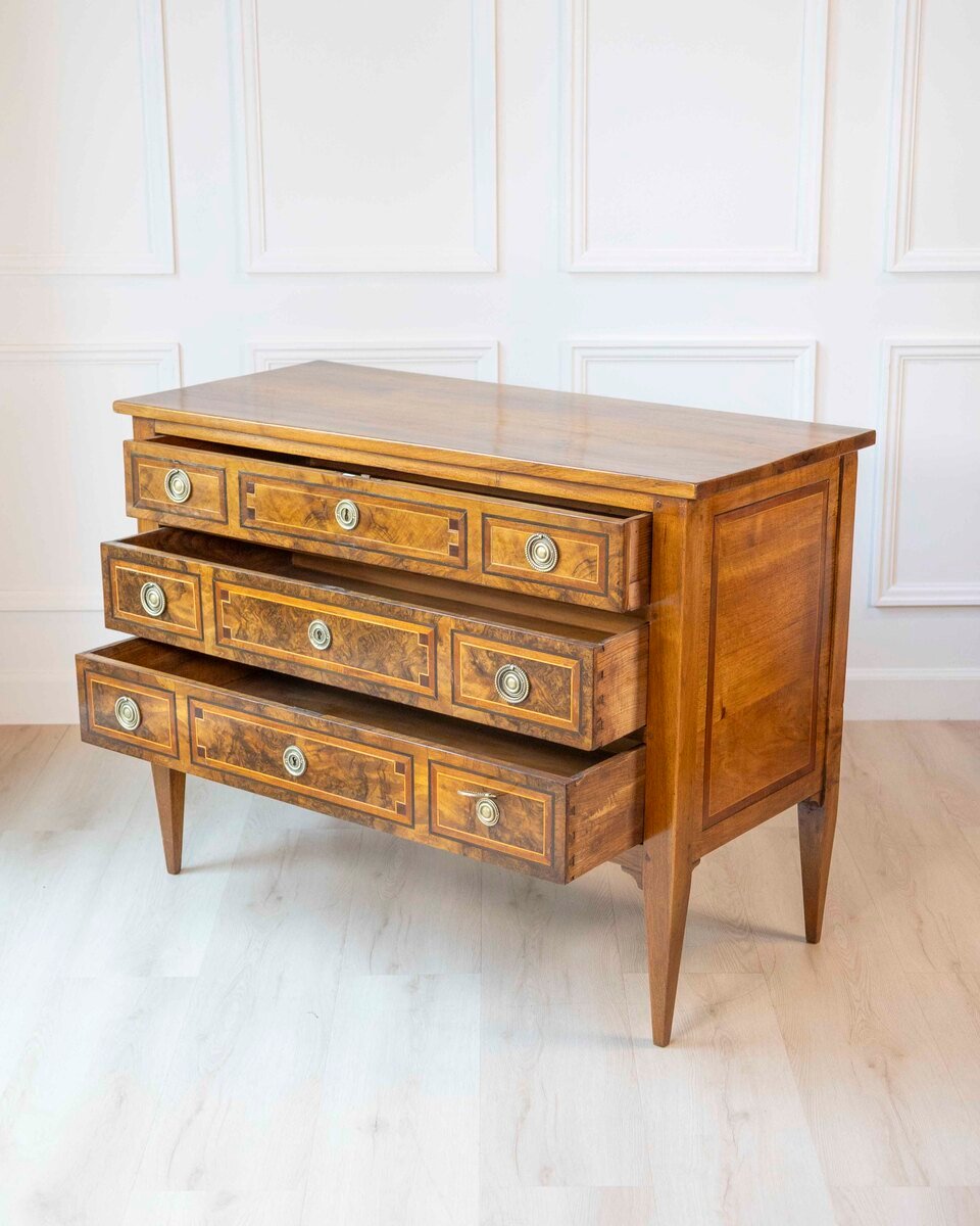 ON HOLD - Louis XVI Chest of Drawers in Walnut - JAA
