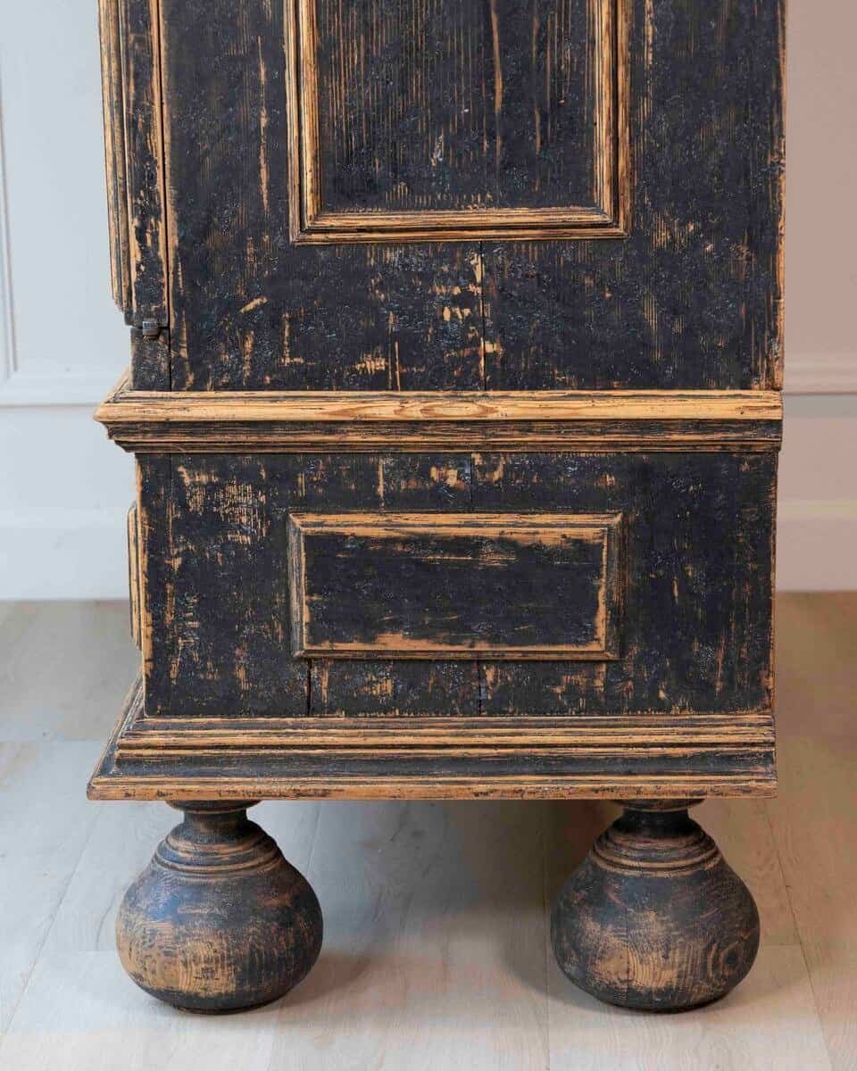 18th Century Baroque Two-Part Cabinet with Black Finish and Blue Interior - JAA