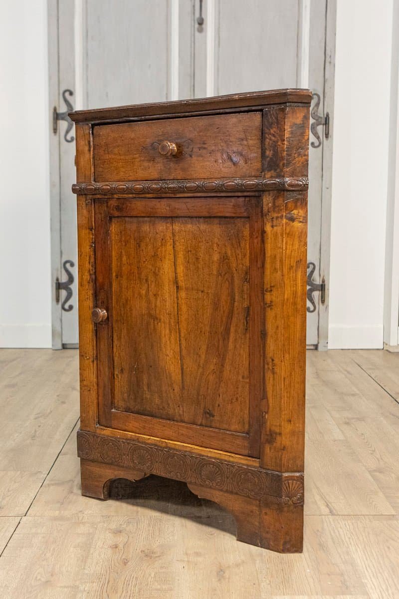 Early 19th Century Veneta Credenza - JAA