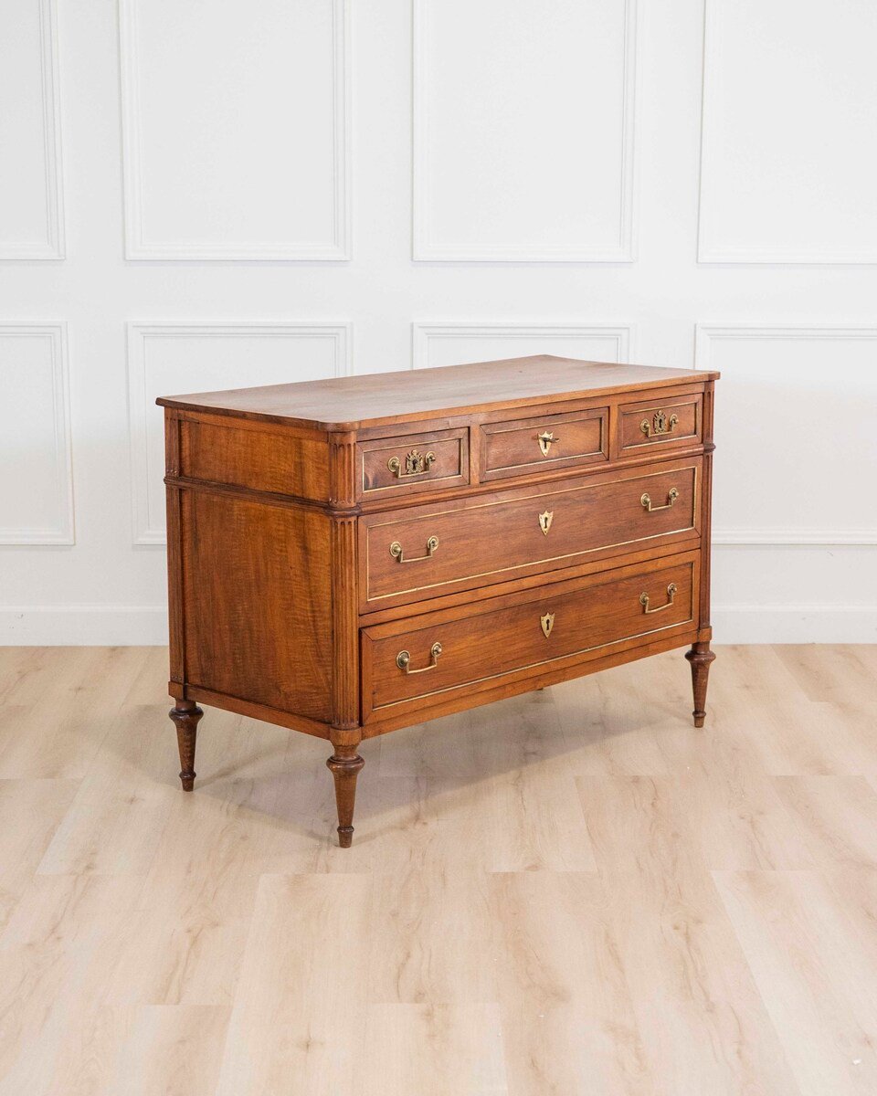 Louis XVI Walnut Chest Of Drawers Circa 1780 - JAA