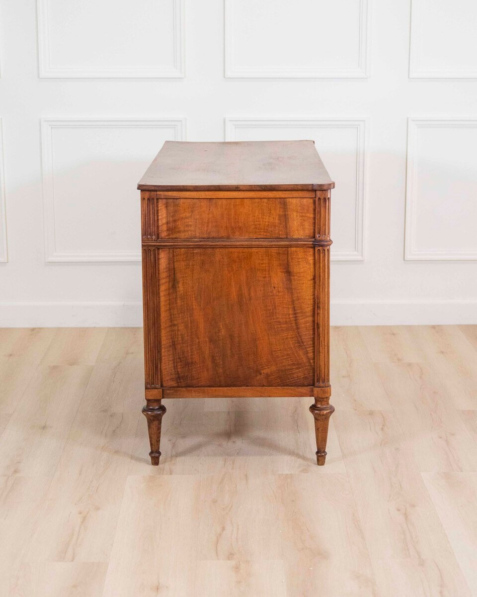 Louis XVI Walnut Chest Of Drawers Circa 1780 - JAA