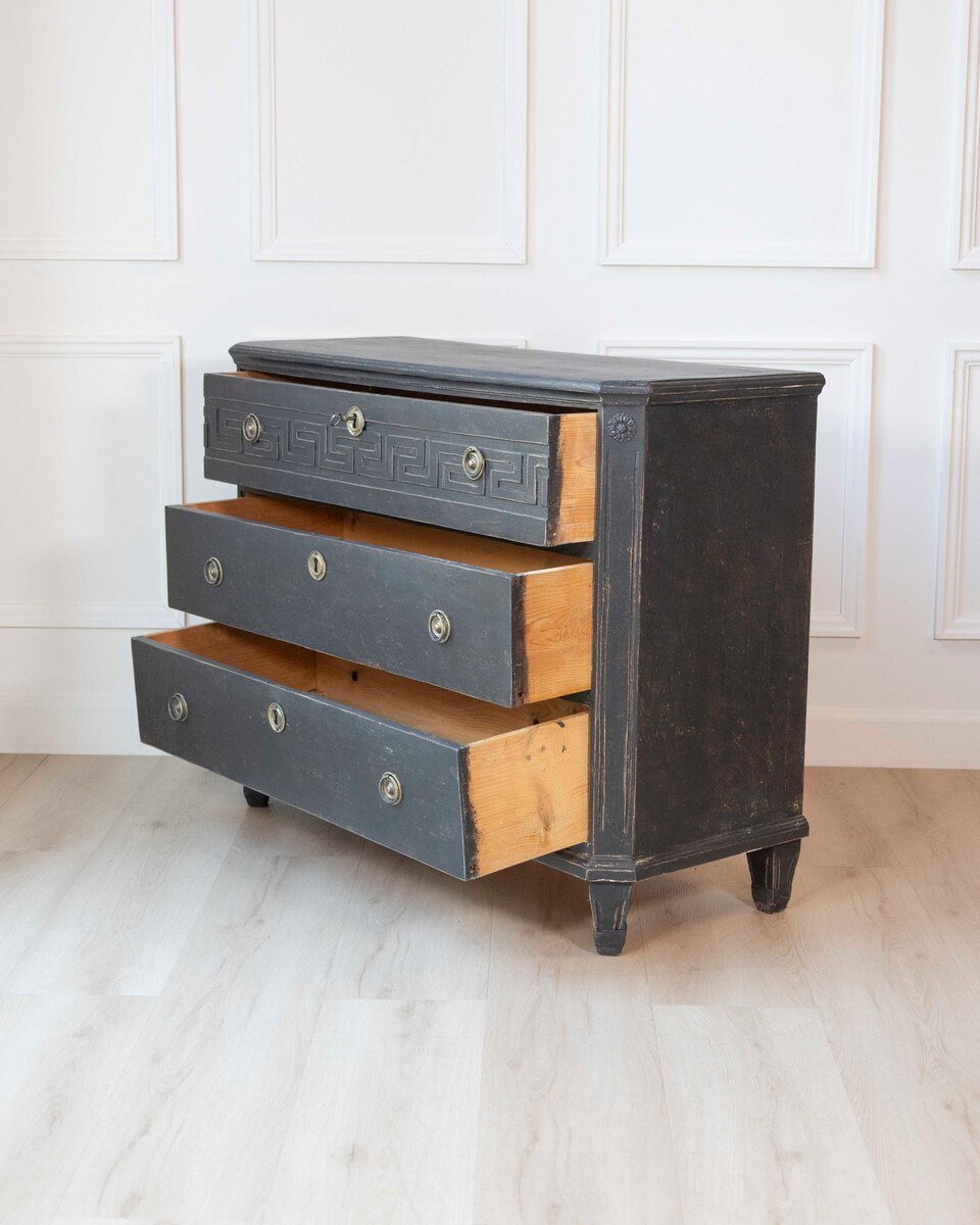 Swedish chest of drawers circa 1840 - JAA