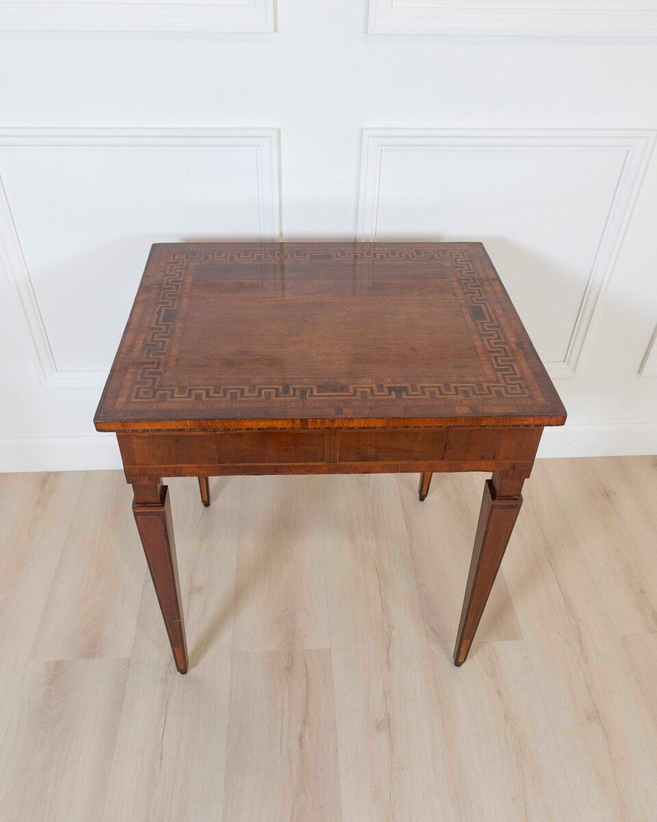 Italian Late 18th Century Tuscan Walnut Inlaid Table - JAA