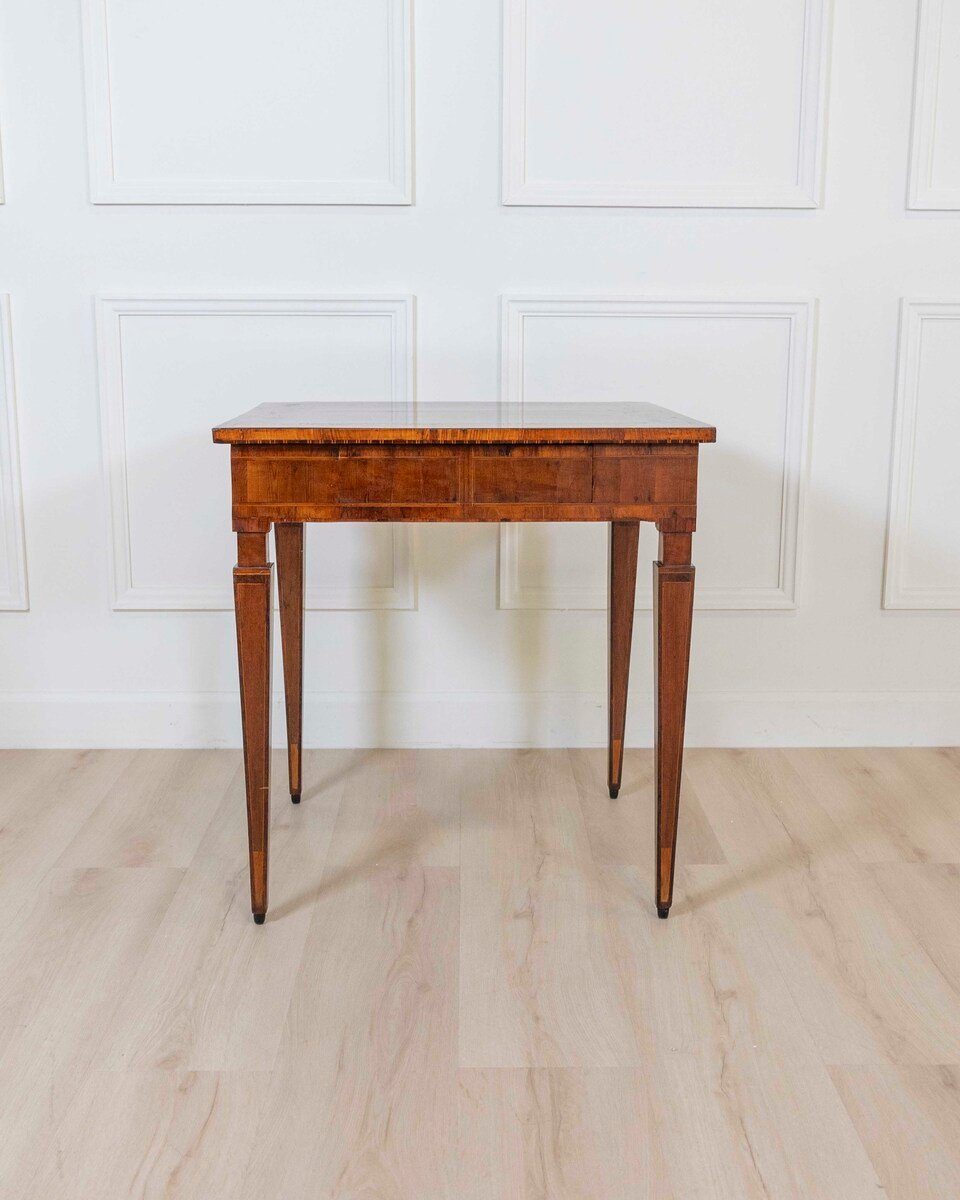 Italian Late 18th Century Tuscan Walnut Inlaid Table - JAA