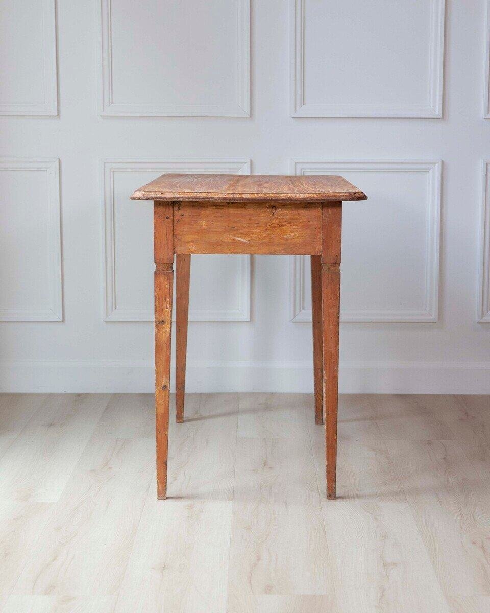 Mid-19th Century Swedish Pine One-Drawer Side Table - JAA