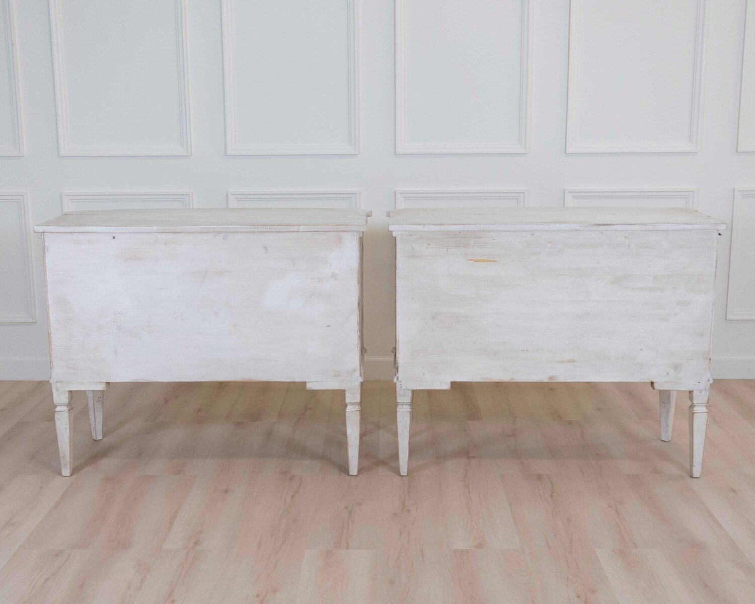 Pair of Italian Painted Neoclassical Commodes, 20th Century - JAA