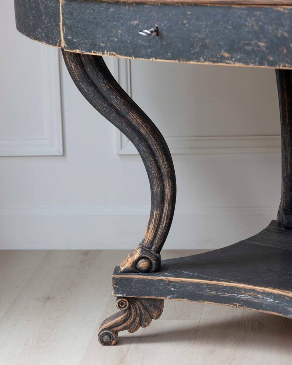 Swedish Early 19th Century Oval Center Table - JAA