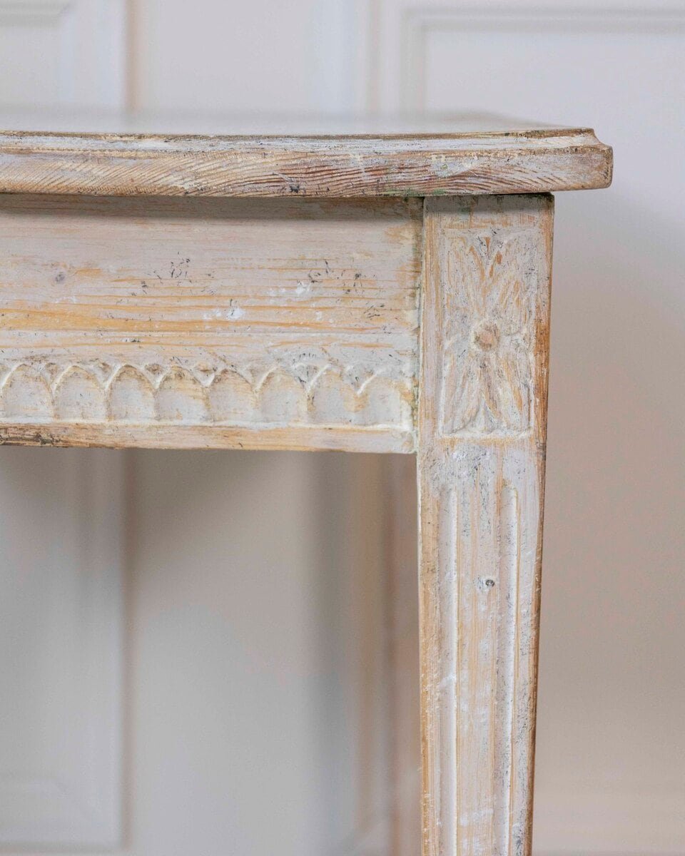 Swedish Early 20th Century Gustavian Style Side Table, c.1900 - JAA