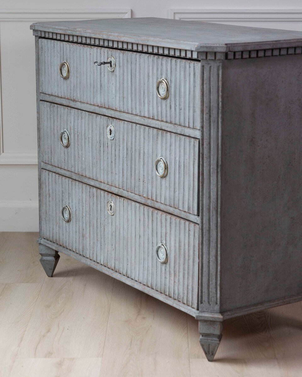Gustavian-style chest of drawers, ref. 25106 Age ca: 1880-1890 - JAA