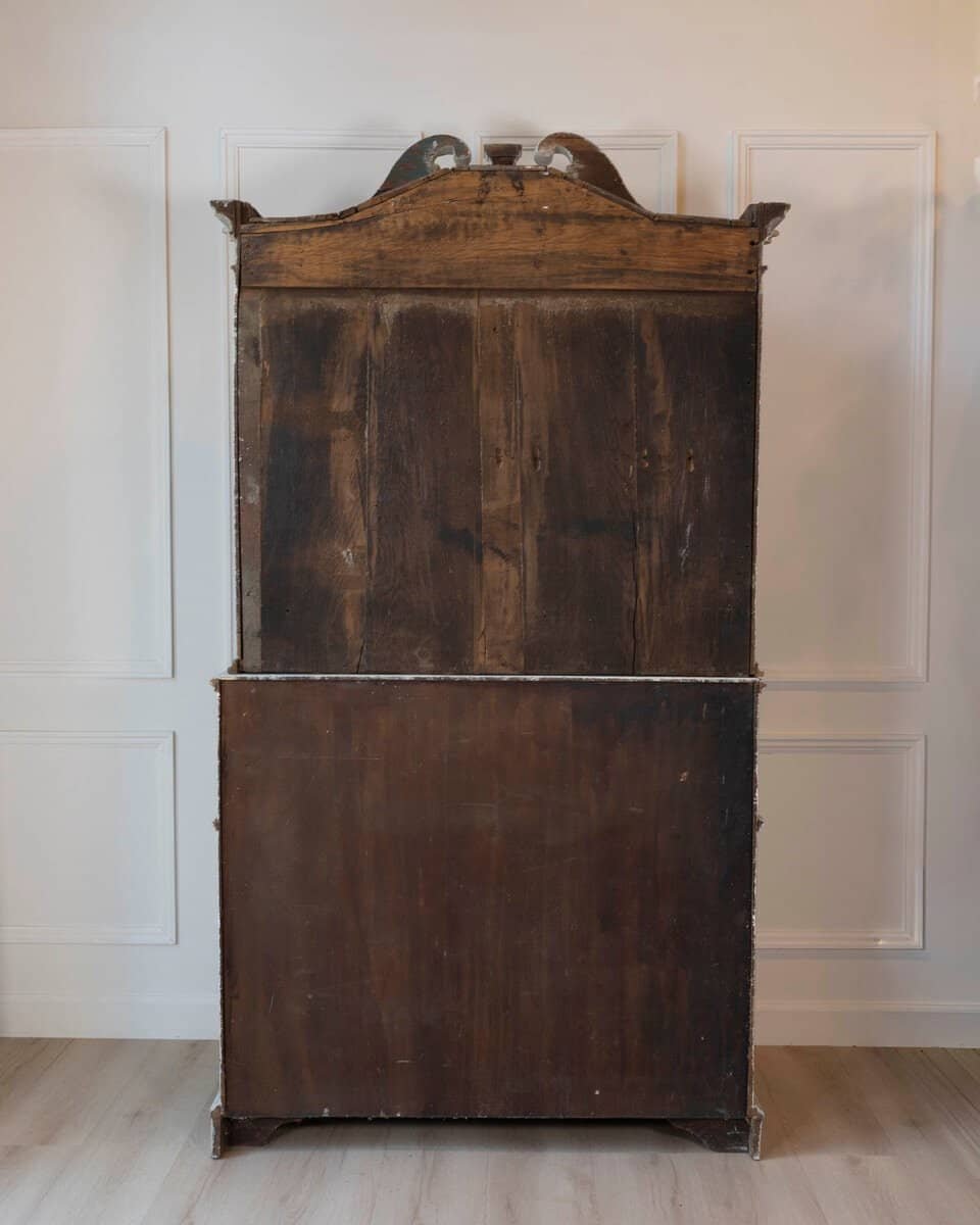 Scandinavian 18th Century Carved Two-Part Bureau, c.1770 - JAA