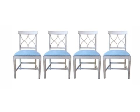 Set of 4 remaining Swedish 1900s Painted Dining Room Chairs with Sinuous Pierced Motifs