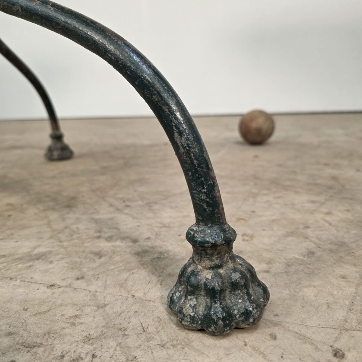 19th Century garden table - JAA