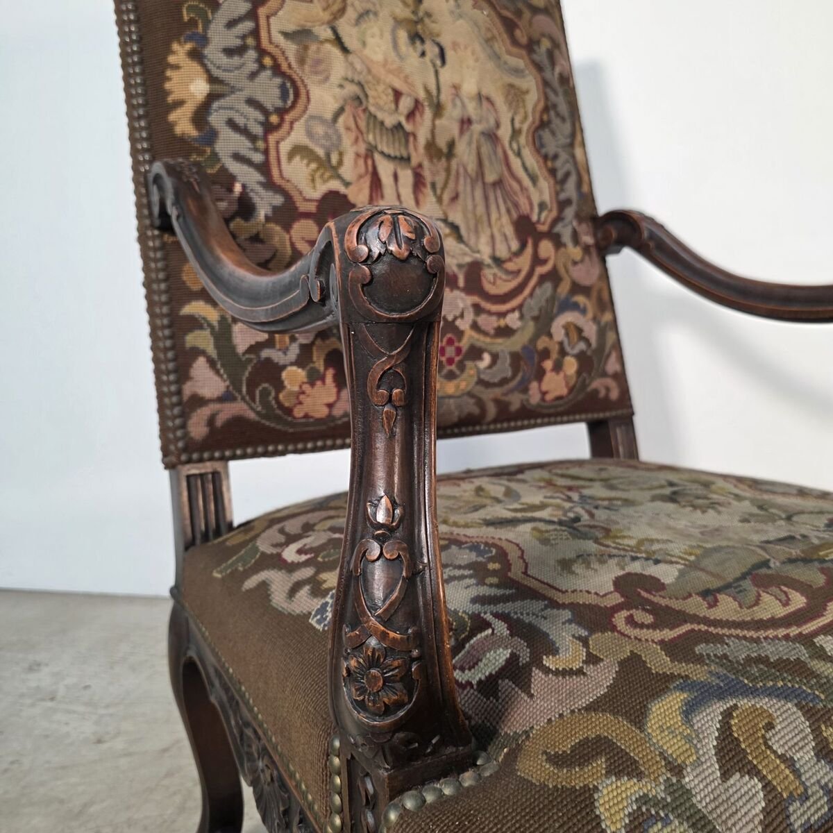 Pair of 19th walnut Regency style armchairs - JAA