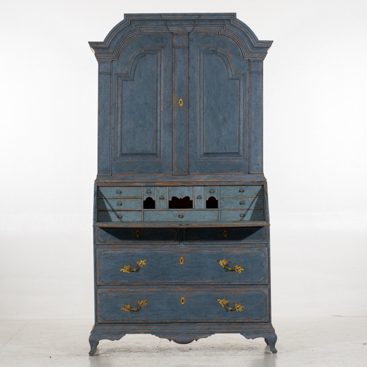 Stunning blue Scandinavian bureau, original hardware, 17th Century - JAA