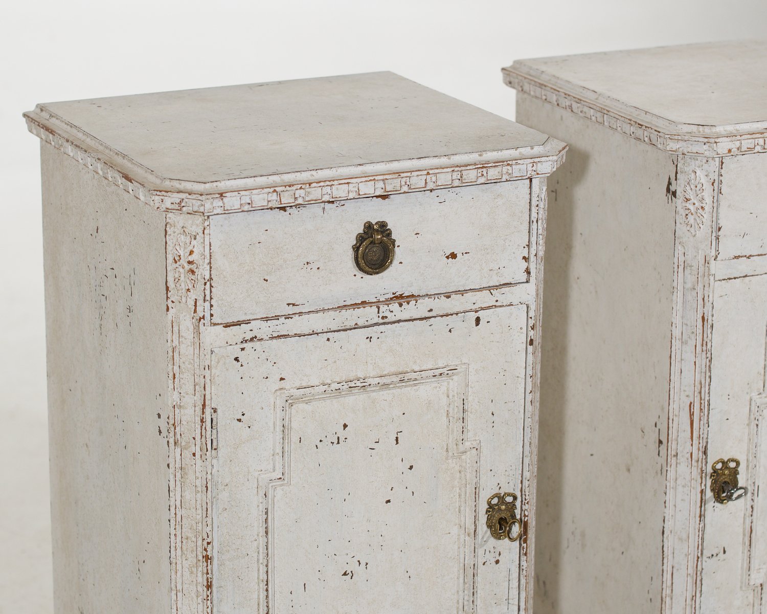 Pair of Swedish nightstands, with drawer, circa 100 years old - JAA