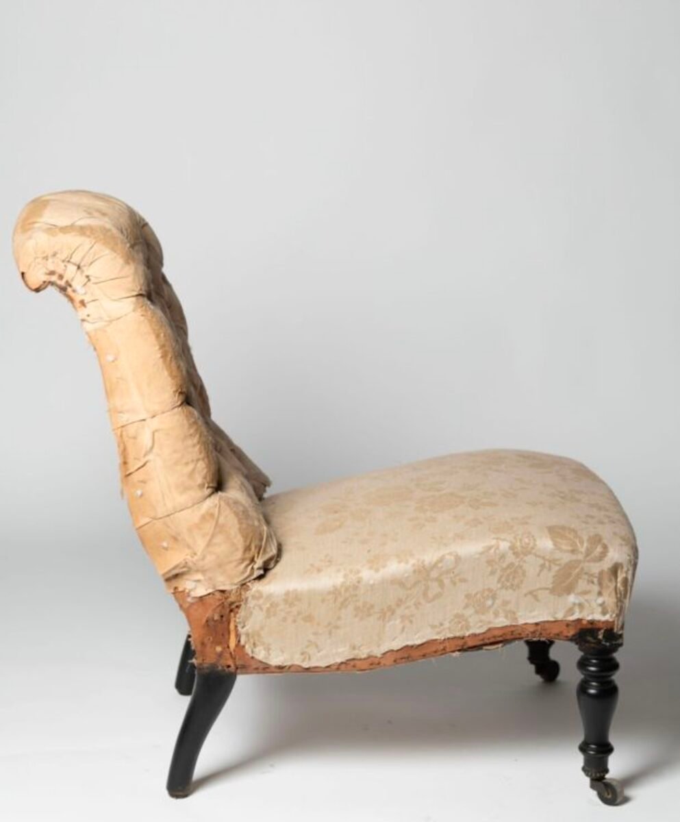 Antique French slipper chair - JAA