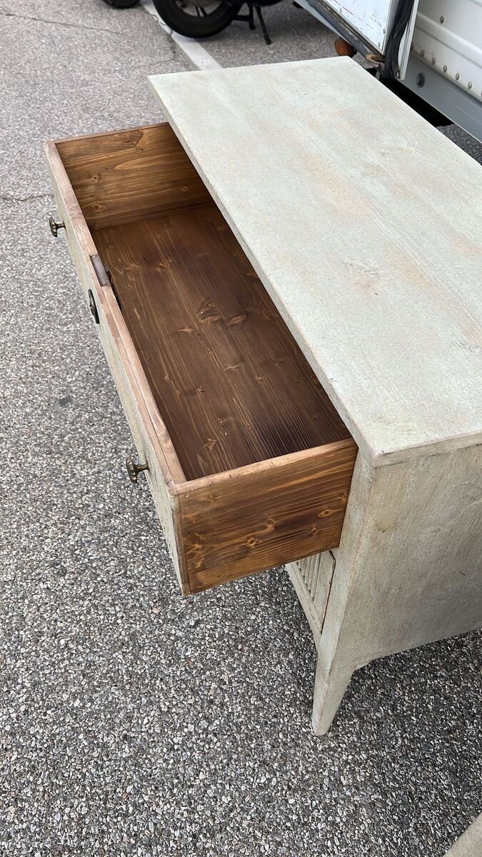 pair of chests of drawers in lacquered fir wood, - JAA