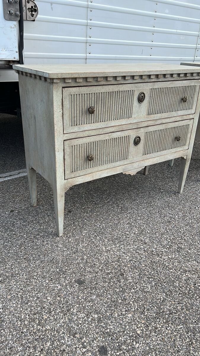 pair of chests of drawers in lacquered fir wood, - JAA