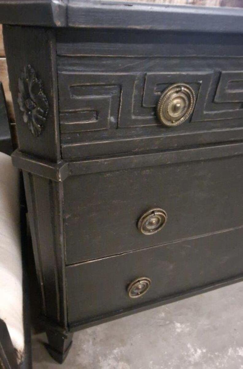 Swedish Chest of drawers circa 1820 - JAA