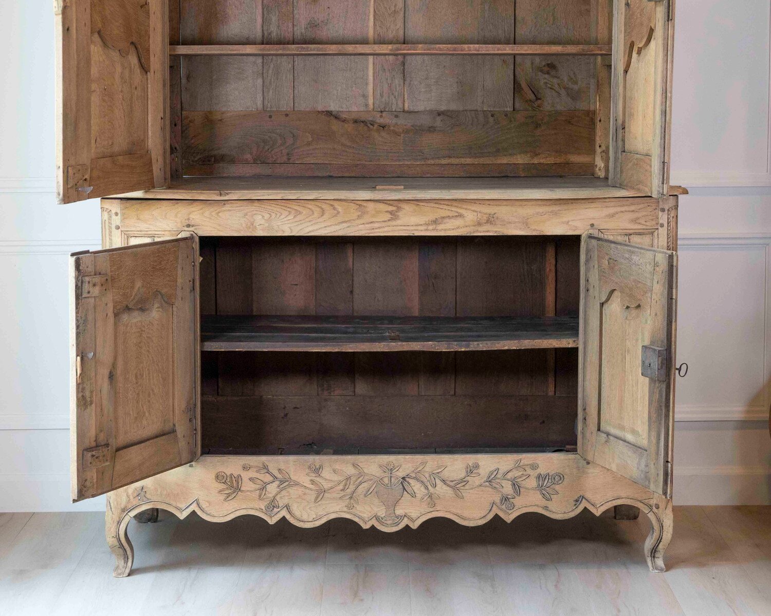 French Early 19th Century Provincial Oak Buffet Deux Corps - JAA