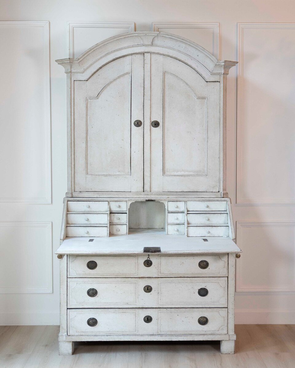 18th century Swedish Gustavian secretary cabinet - JAA