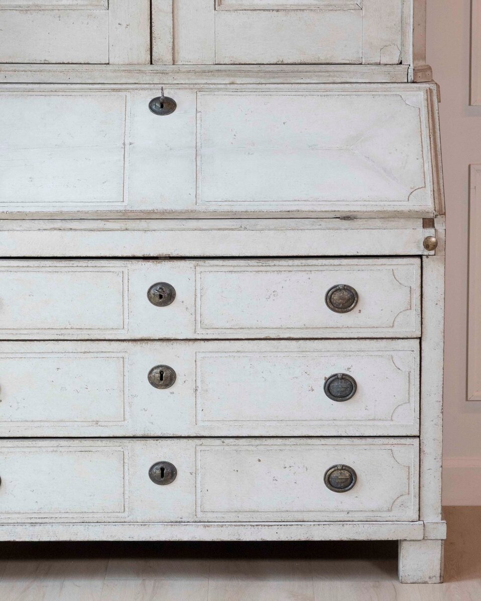 18th century Swedish Gustavian secretary cabinet - JAA