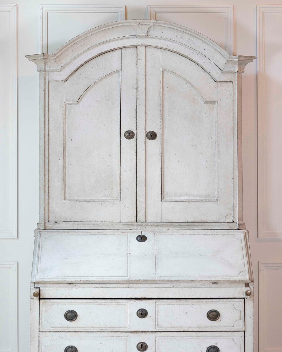18th century Swedish Gustavian secretary cabinet - JAA
