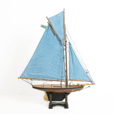 Carved wooden Gaff Cutter Pond Yacht. England, circa 1940.
