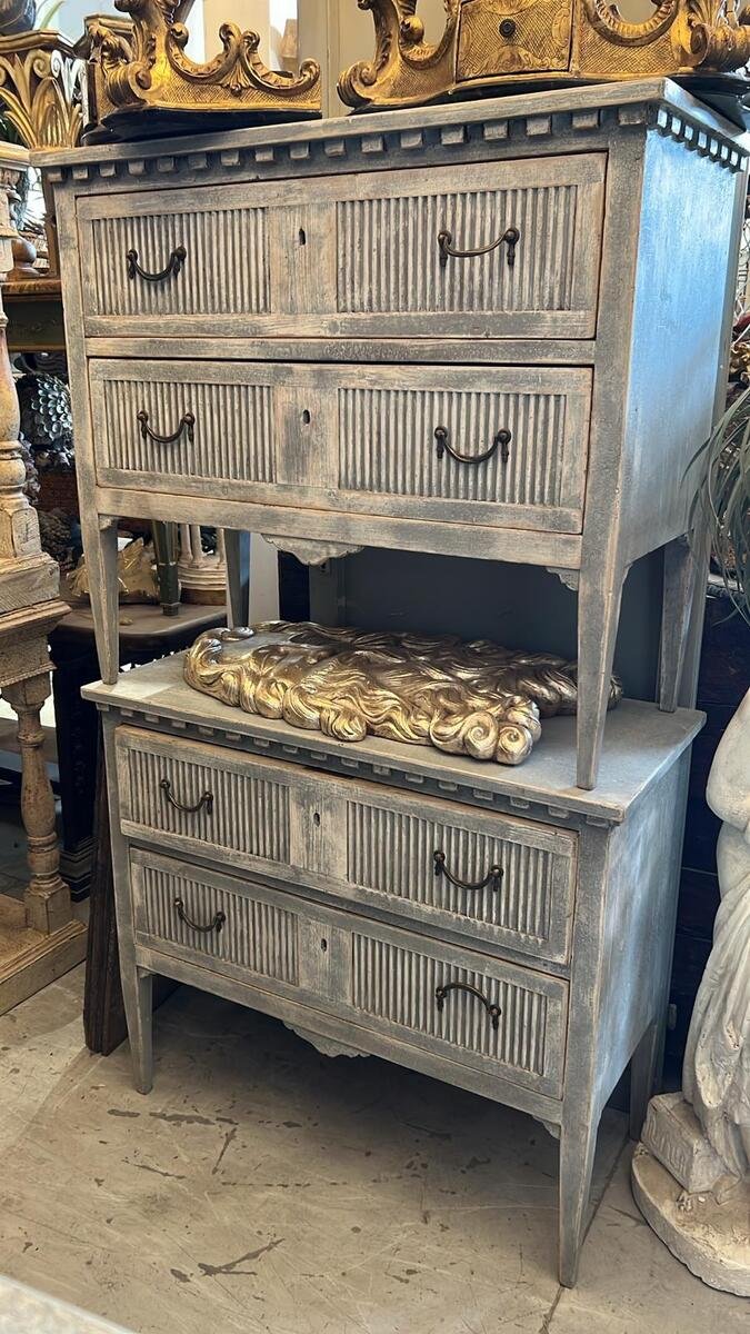 Pair of chests of drawers in lacquered fir wood - JAA